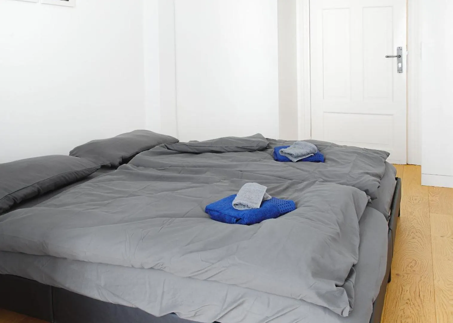 Stilvolle, Moderne Wohnung, Im Herzen Von Muenchen, Nahe Isar 0*, Munich